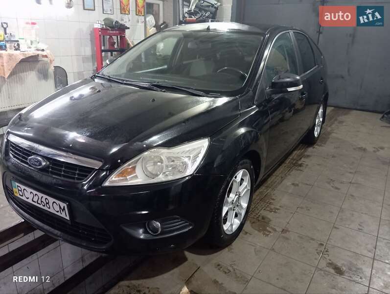 2010 ford focus