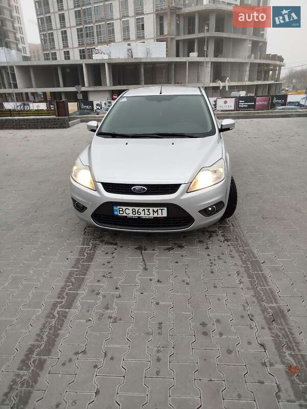 2010 ford focus