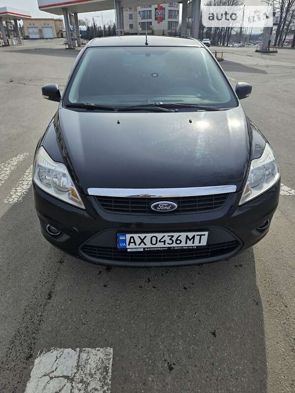 2010 ford focus
