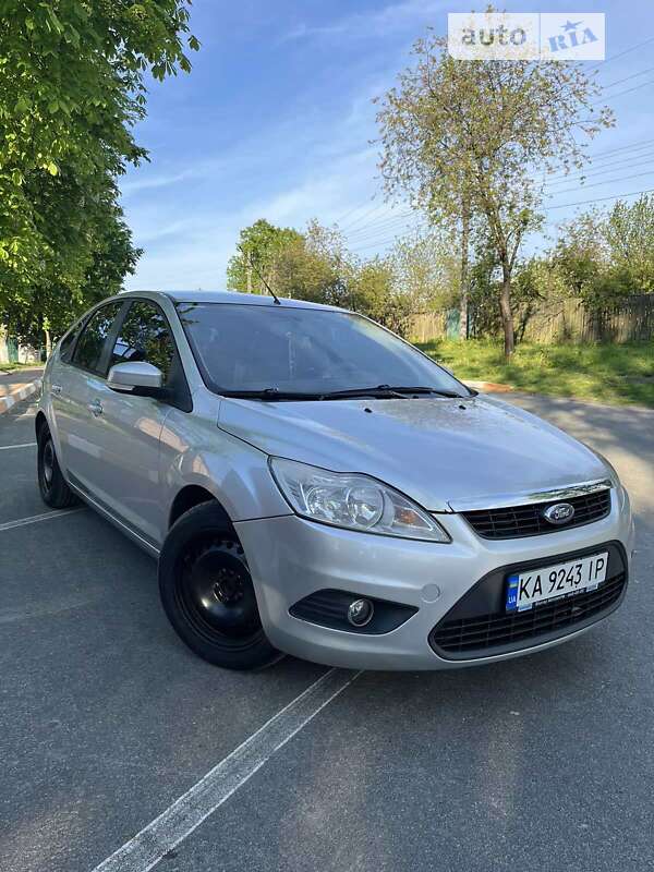 2010 ford focus