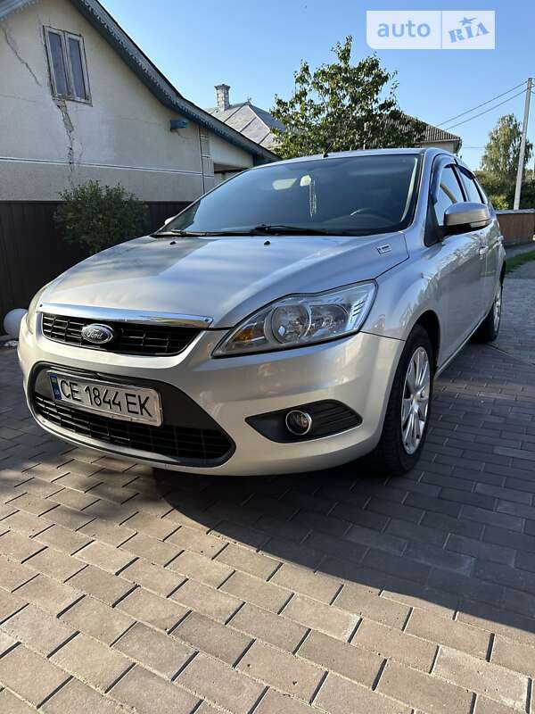 2010 ford focus