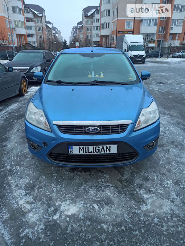 2010 ford focus