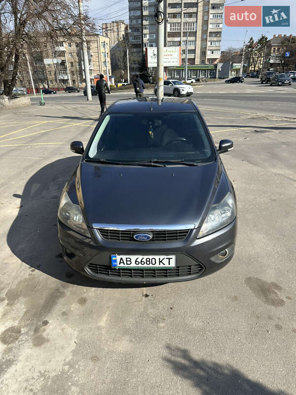 2010 ford focus