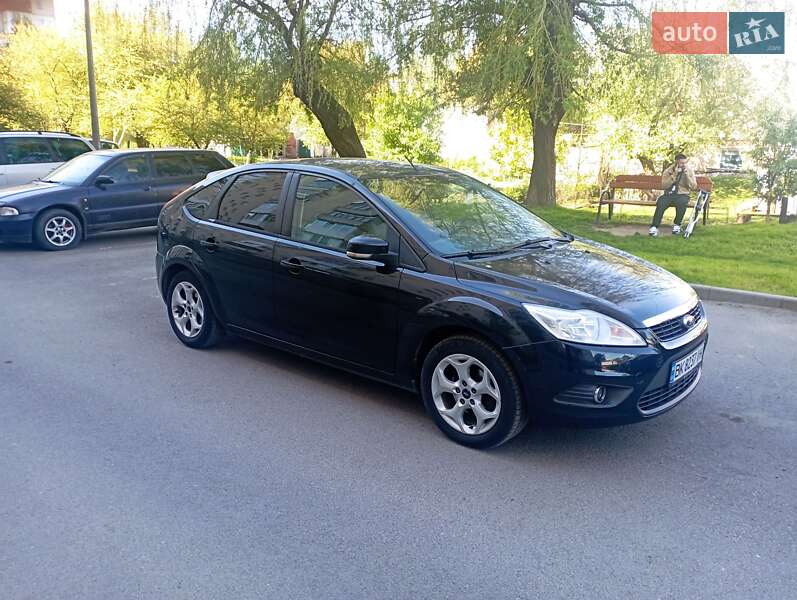 2010 ford focus