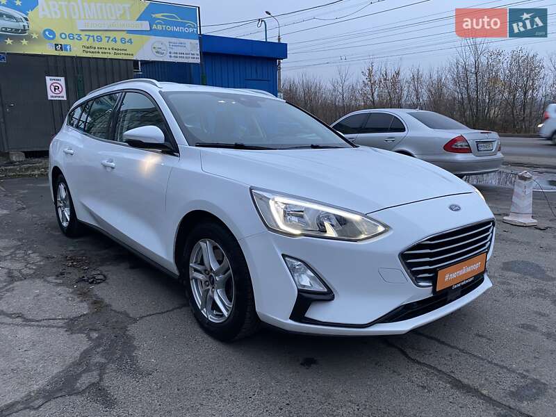 2019 ford focus