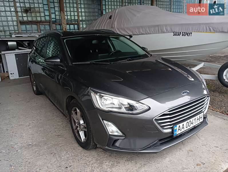 2019 ford focus