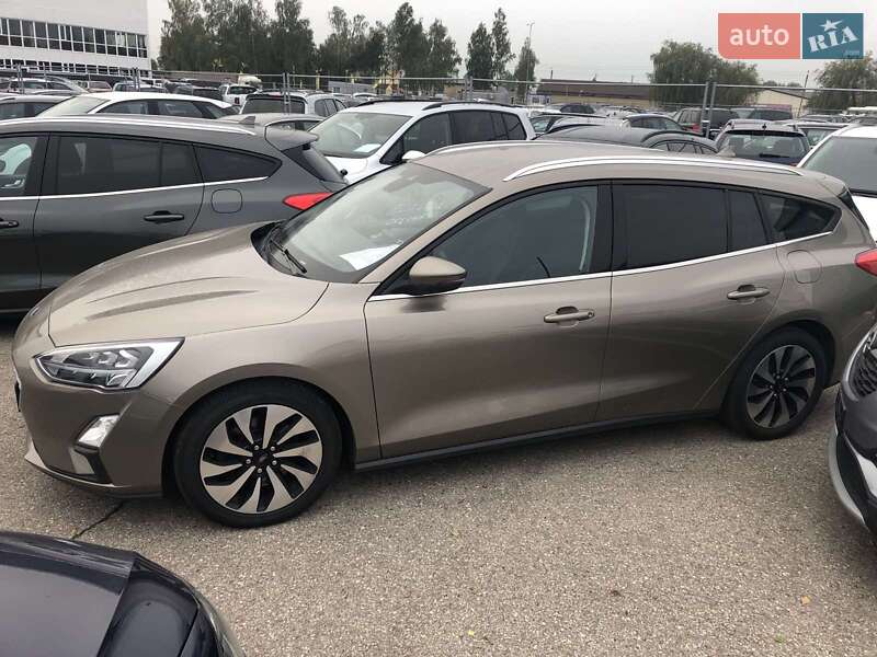 2019 ford focus