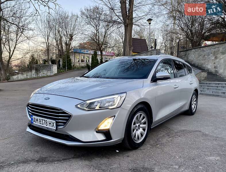 2019 ford focus