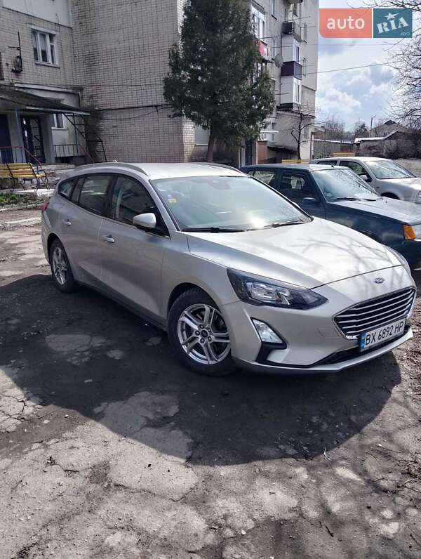2019 ford focus