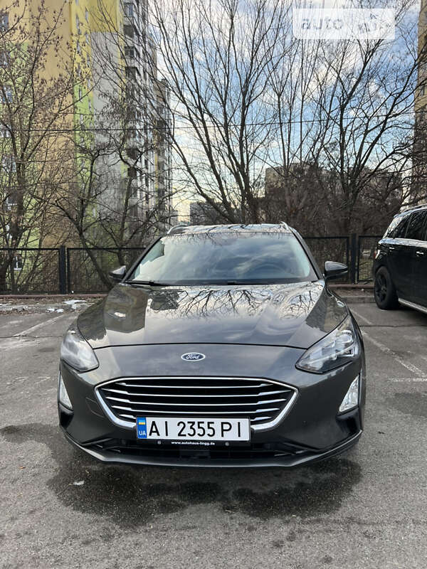 2019 ford focus