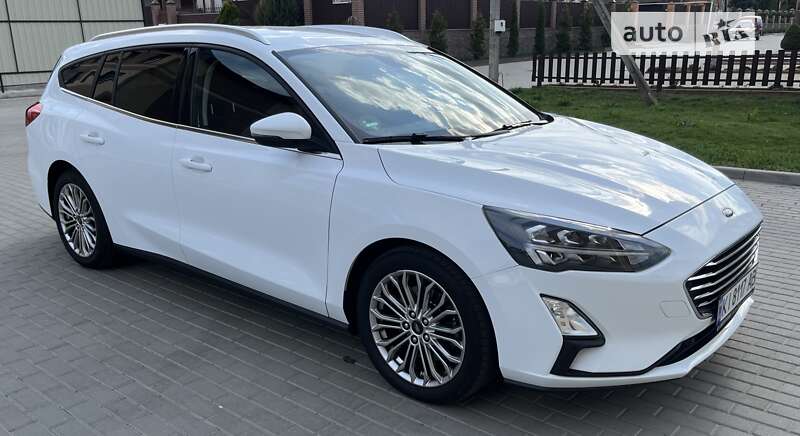 2019 ford focus