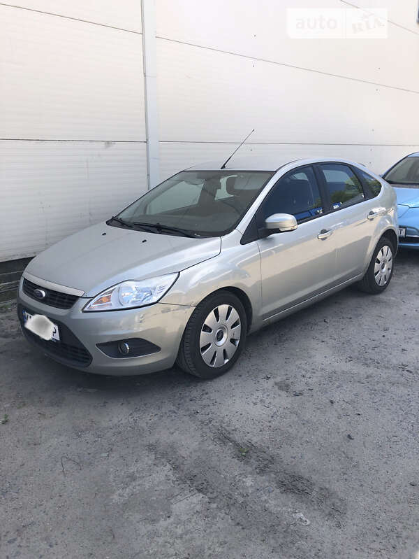 2010 ford focus