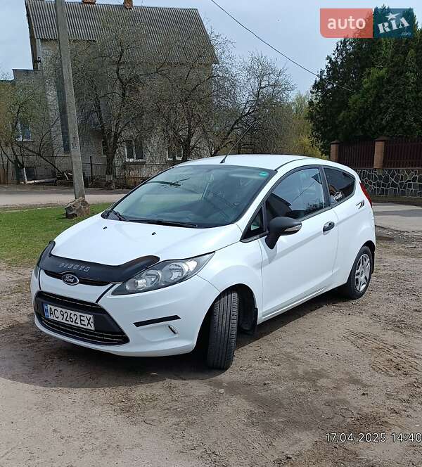 2012 ford fiesta