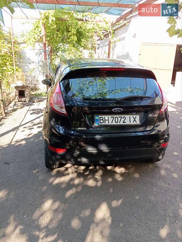2013 ford fiesta