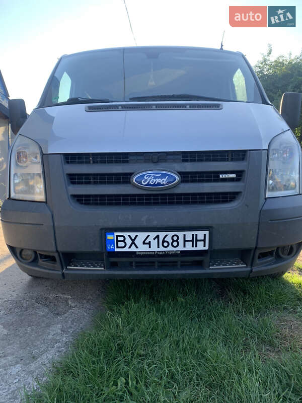 2006 ford transit