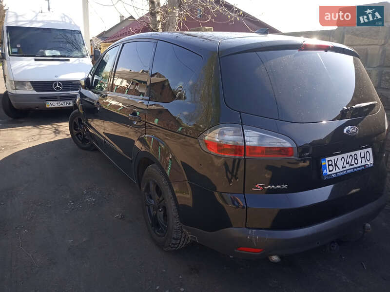 2009 ford s-max