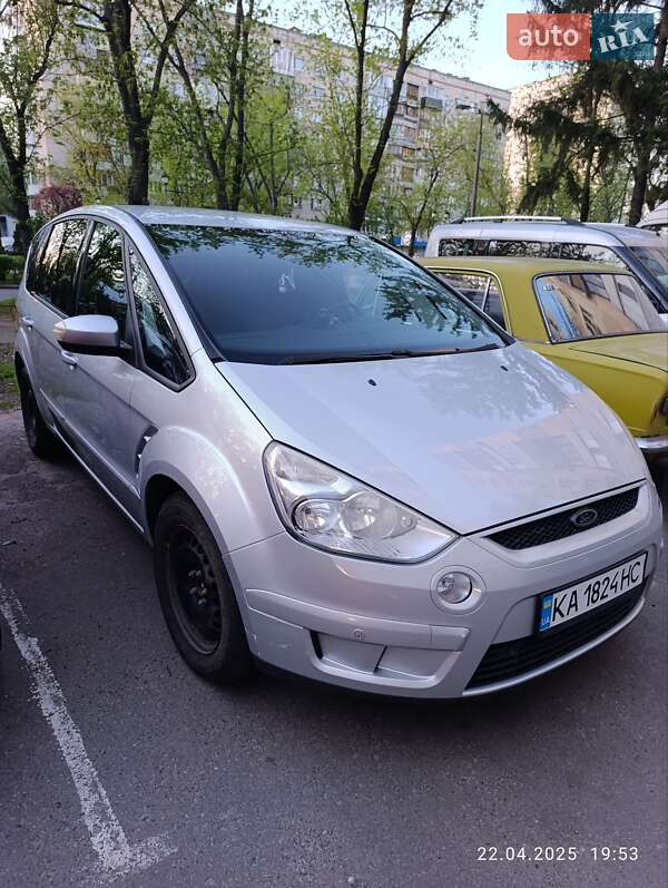 2009 ford s-max