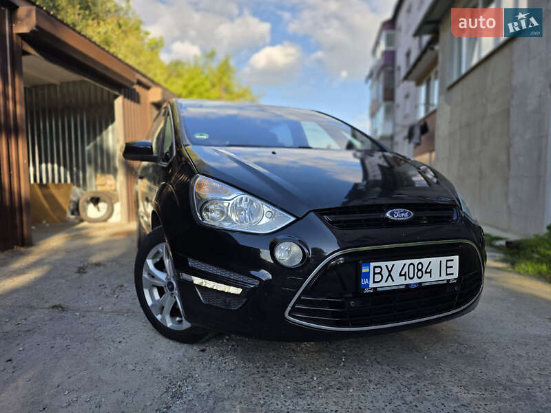 2010 ford s-max