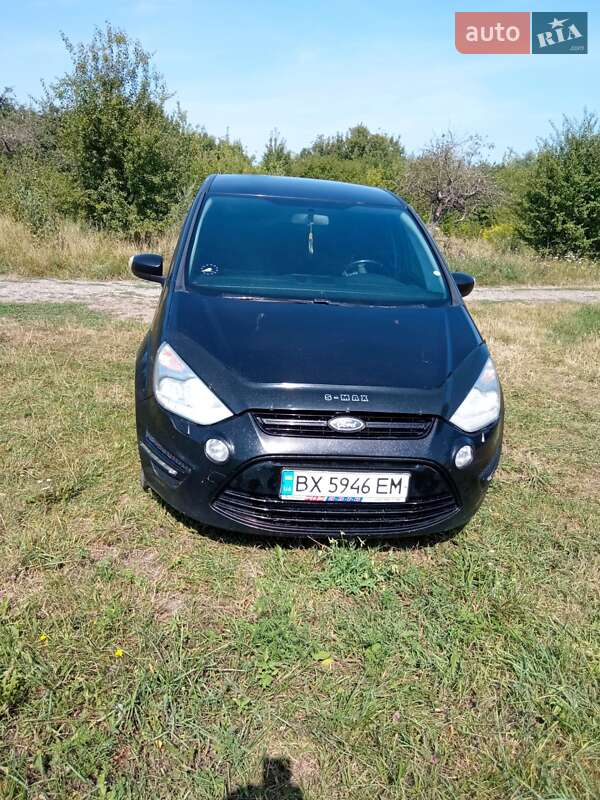 2010 ford s-max