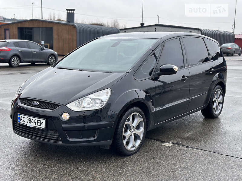 2010 ford s-max