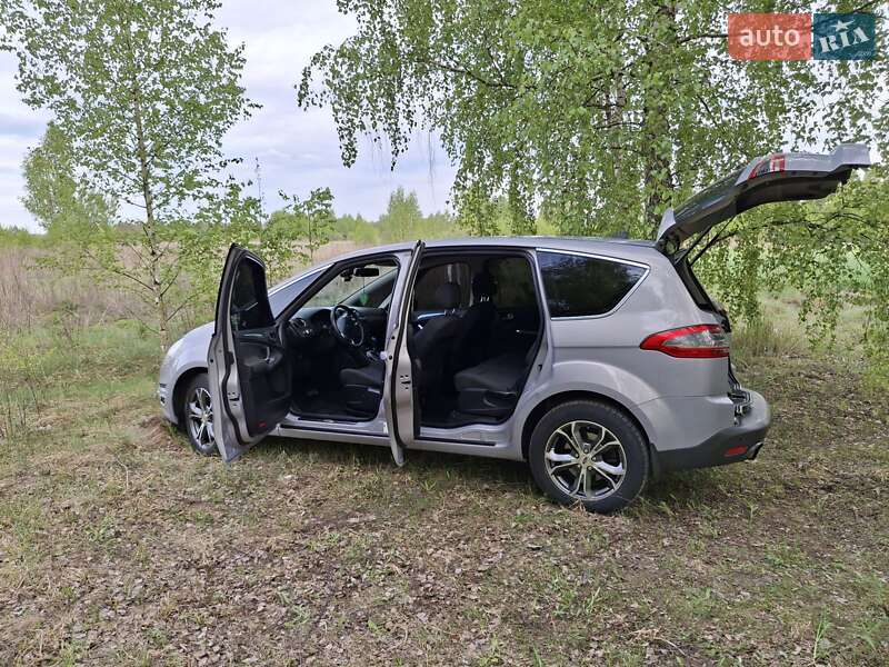 2012 ford s-max