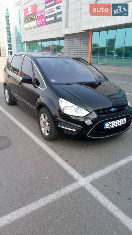2012 ford s-max