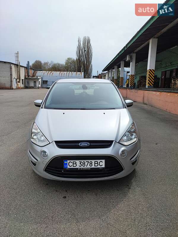 2012 ford s-max