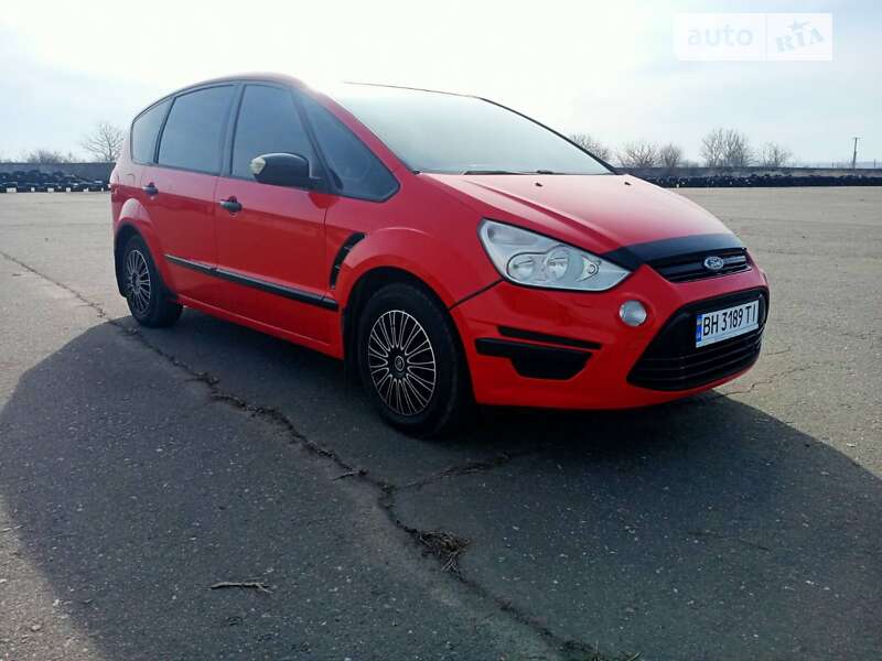 2012 ford s-max