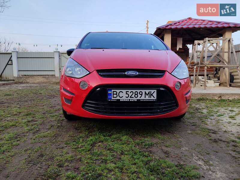2012 ford s-max