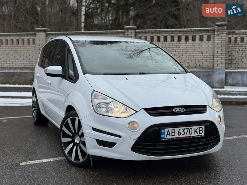 2012 ford s-max