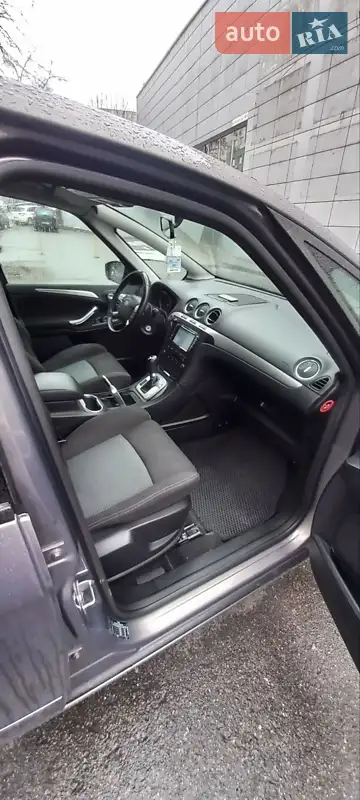 2013 ford s-max