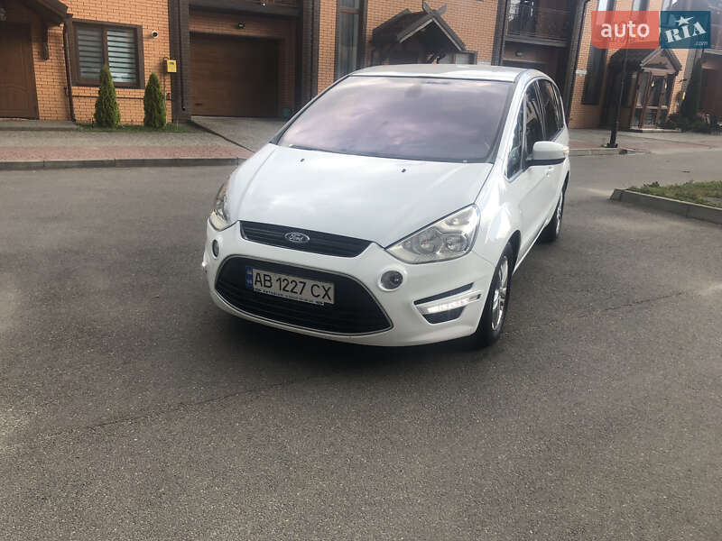 2013 ford s-max