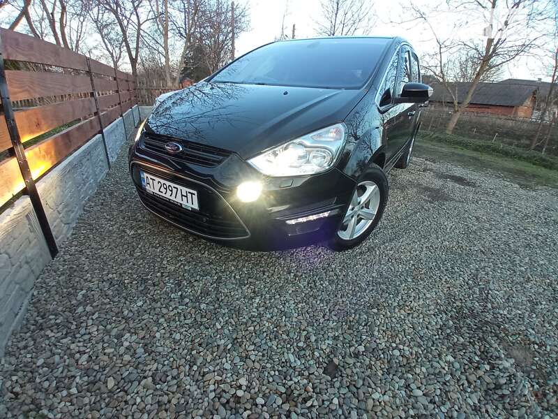2013 ford s-max