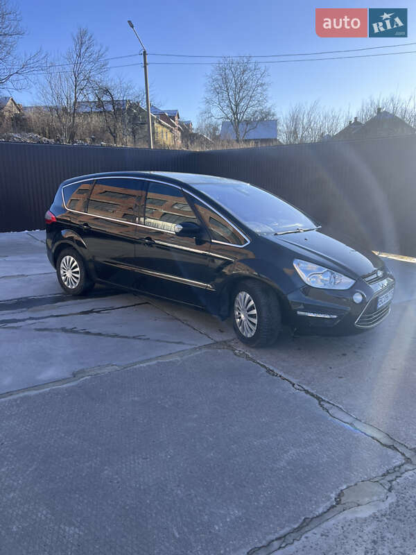 2013 ford s-max