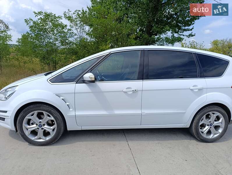 2013 ford s-max
