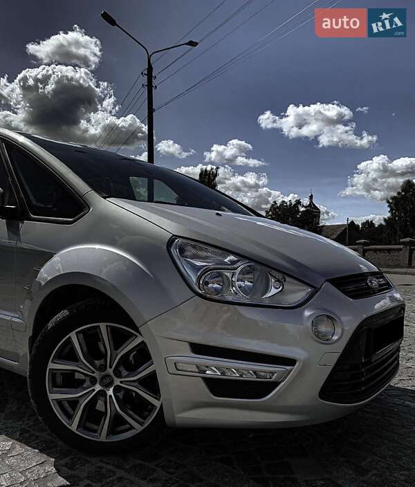 2014 ford s-max