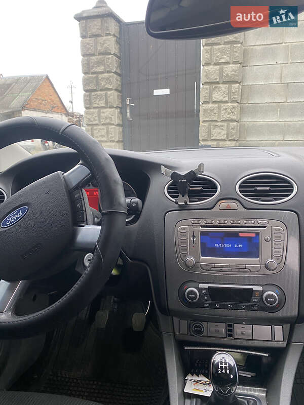 2008 ford focus