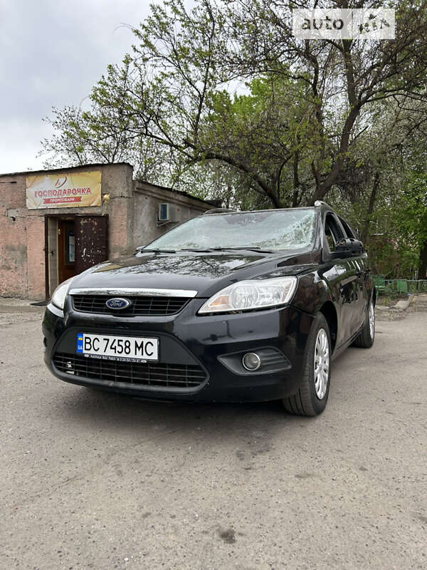 2010 ford focus