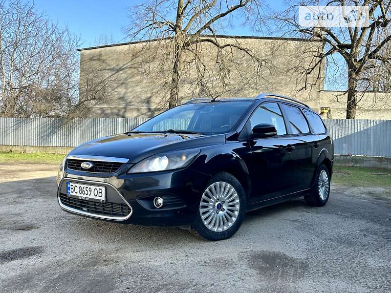 2010 ford focus