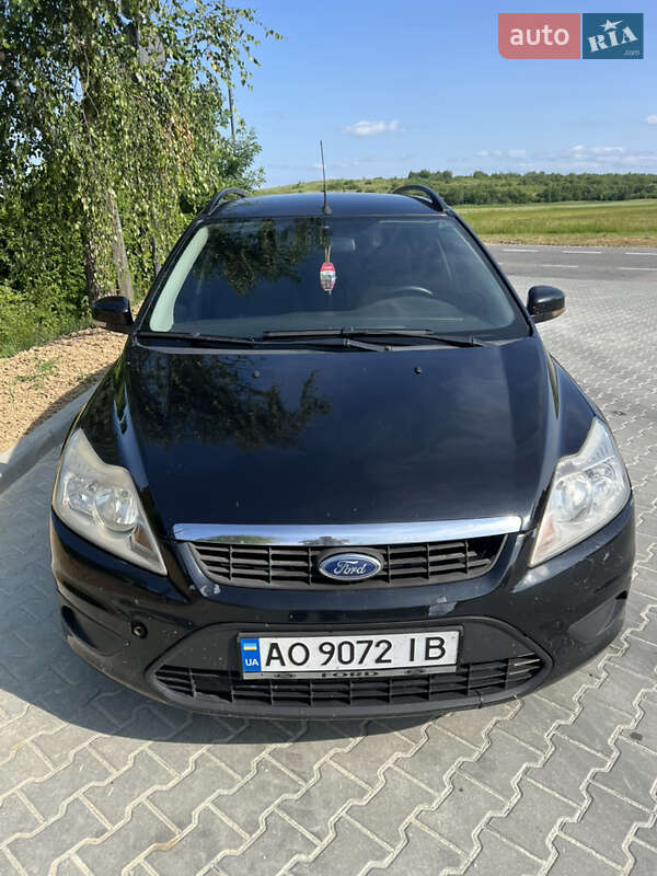 2010 ford focus