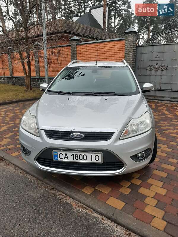 2010 ford focus