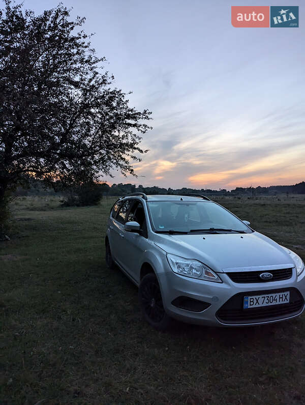 2010 ford focus