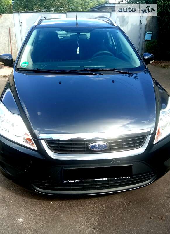 2010 ford focus