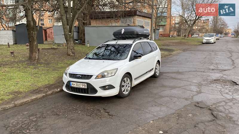 2010 ford focus