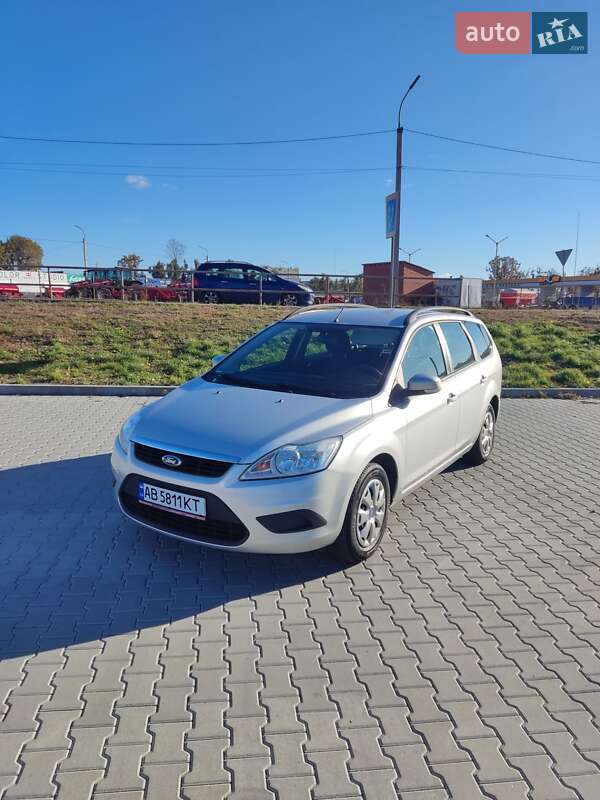 2010 ford focus