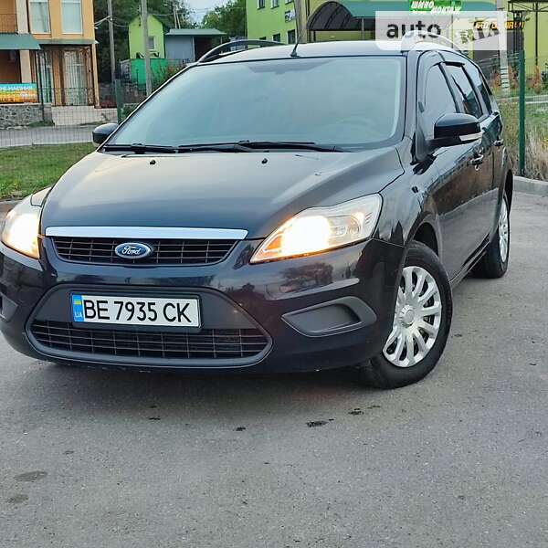 2010 ford focus