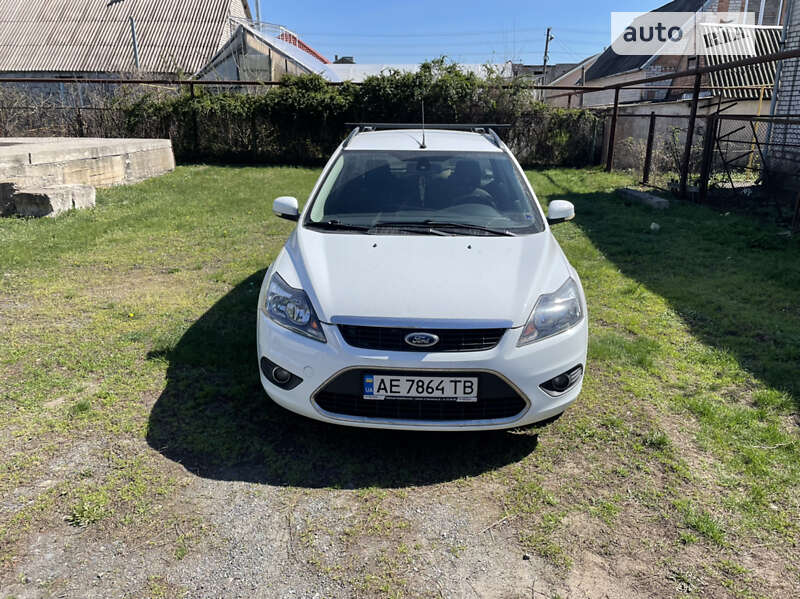 2010 ford focus