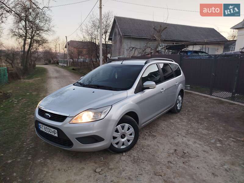 2010 ford focus