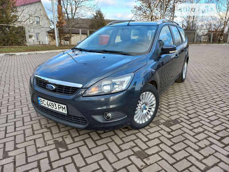 2010 ford focus