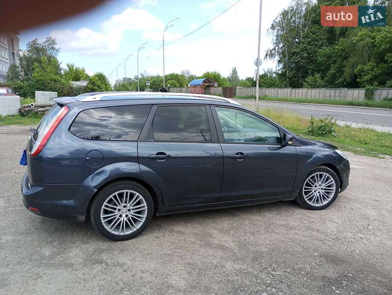 2010 ford focus